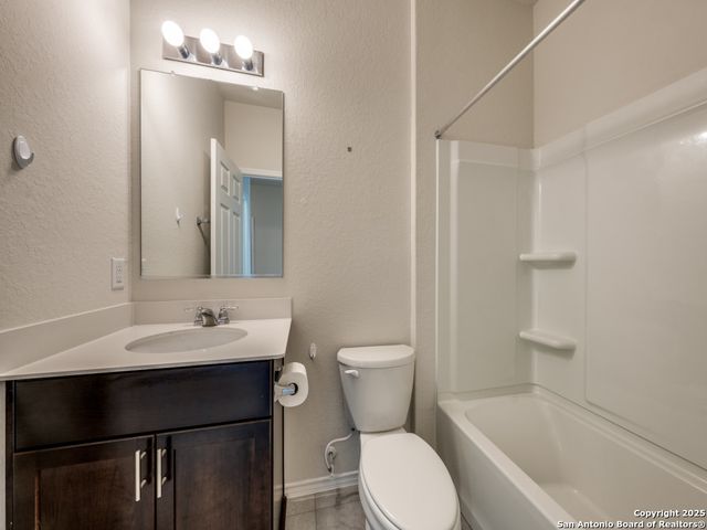 7813 Sycamore Hills, Boerne, TX 78015