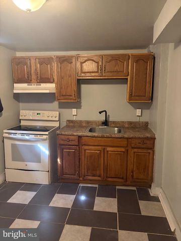 2918 FRENCH ST, Philadelphia, PA 19121
