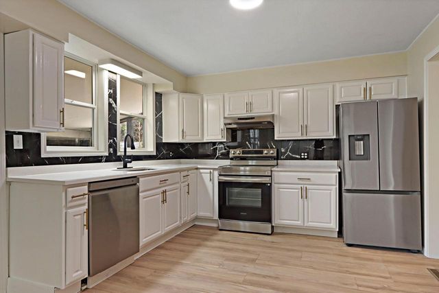 5401 82nd STREET, Kenosha, WI 53142