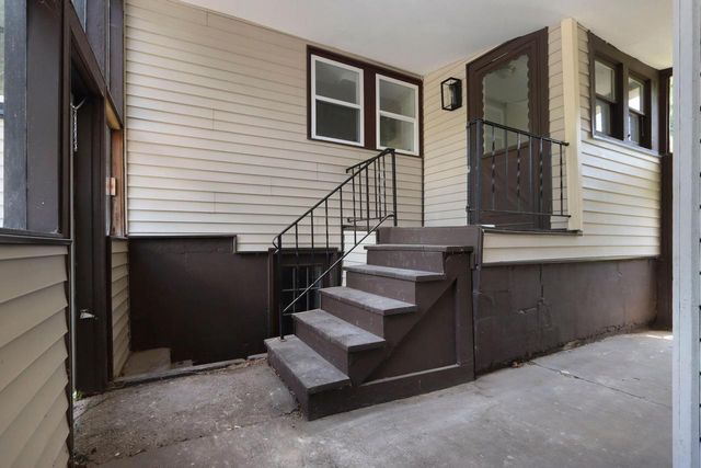 5401 82nd STREET, Kenosha, WI 53142