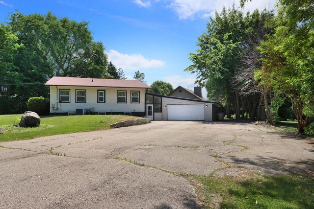 5401 82nd STREET, Kenosha, WI 53142