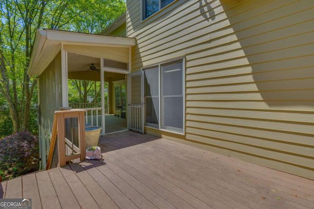 515 Misthaven Court, Suwanee, GA 30024
