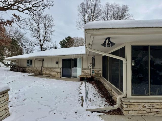 808 May Street, Beaver Dam, WI 53916