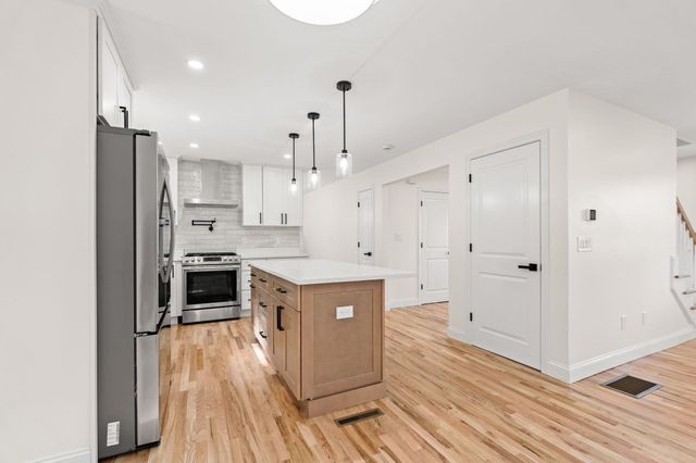 17 Ferry Rd, Methuen, MA 01844