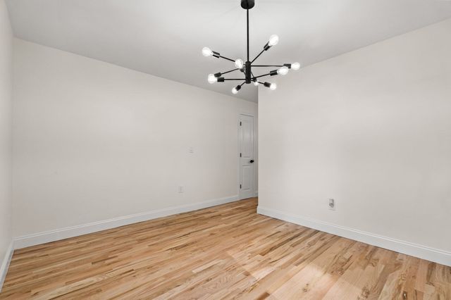 17 Ferry Rd, Methuen, MA 01844