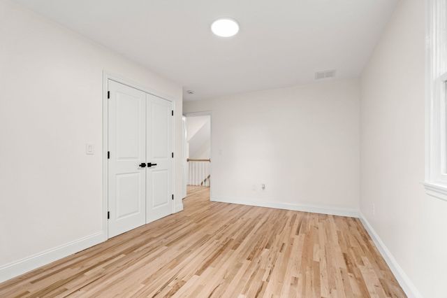 17 Ferry Rd, Methuen, MA 01844