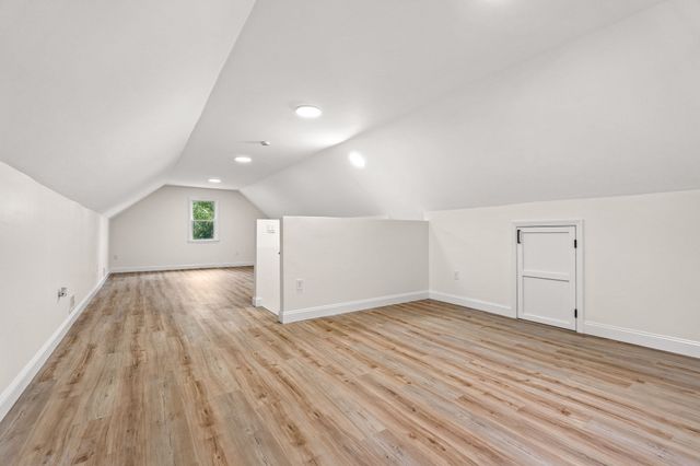 17 Ferry Rd, Methuen, MA 01844