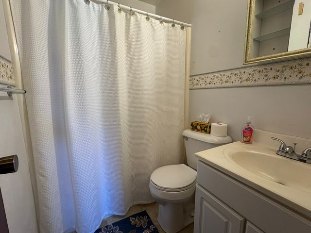 119 Salem Drive, Salem, IL 62881