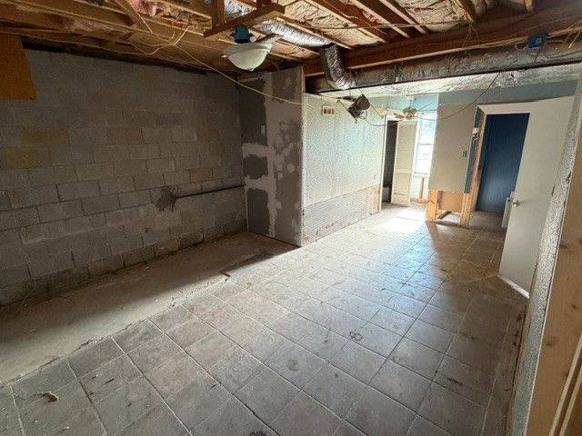 5259 E Robertson Rd, Cross Plains, TN 37049