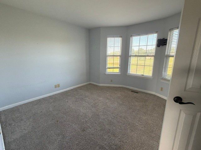 5259 E Robertson Rd, Cross Plains, TN 37049