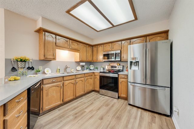 607 S 2nd Street, Midlothian, TX 76065