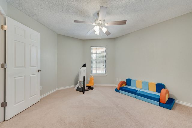 607 S 2nd Street, Midlothian, TX 76065