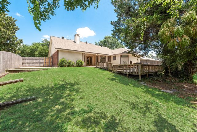 607 S 2nd Street, Midlothian, TX 76065