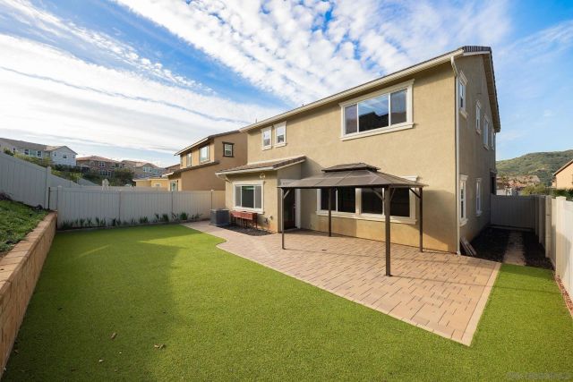 35875 Esperia Way, Fallbrook, CA 92028