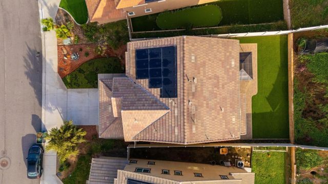 35875 Esperia Way, Fallbrook, CA 92028