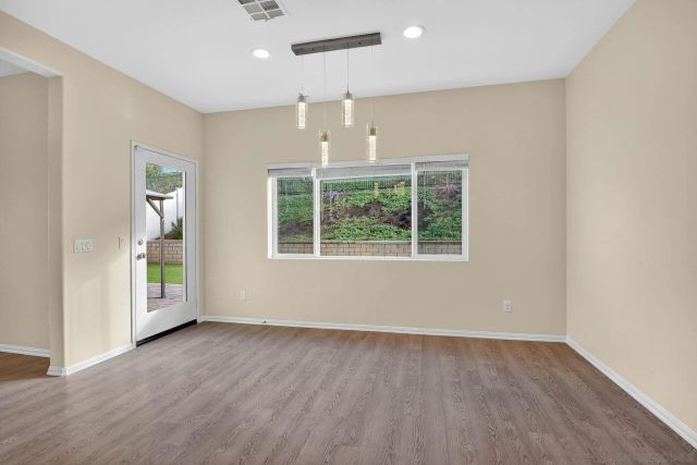 35875 Esperia Way, Fallbrook, CA 92028