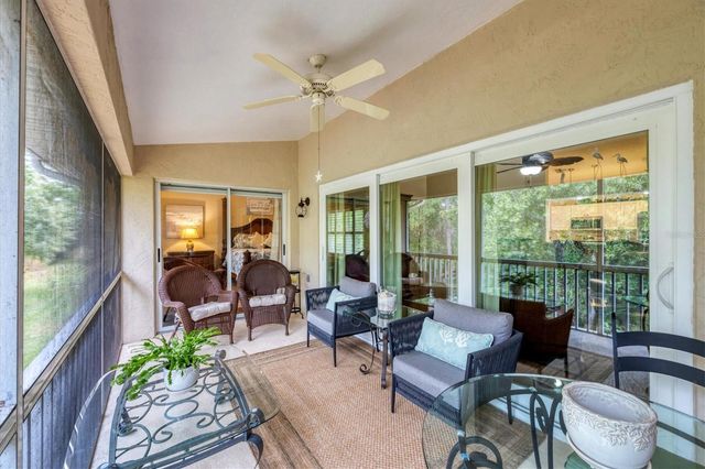 7266 ELEANOR CIRCLE 202, Sarasota, FL 34243