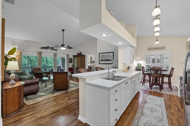 7266 ELEANOR CIRCLE 202, Sarasota, FL 34243