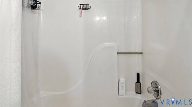 5974 Sara Kay Dr, North Chesterfield, VA 23237