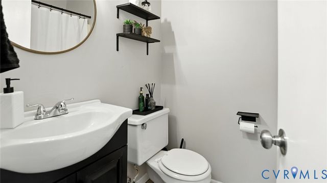 5974 Sara Kay Dr, North Chesterfield, VA 23237