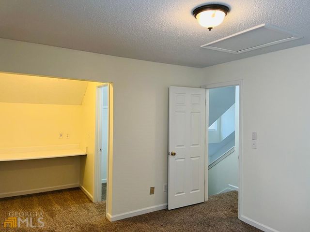 4037 Ravenwood Court, Union City, GA 30291