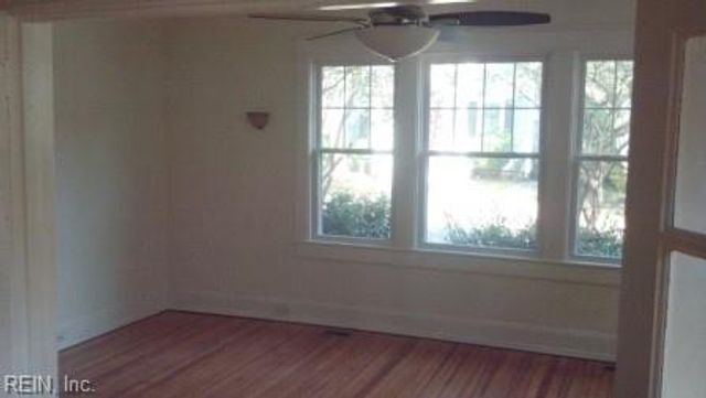 957 Woodrow AVE A, Norfolk, VA 23517