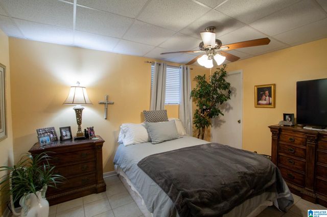 1361 DEARING DOWNS CIRCLE, Helena, AL 35080