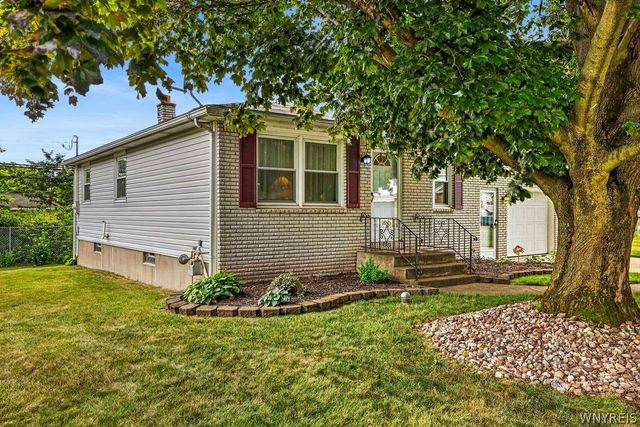 31 George Drive, West Seneca, NY 14224