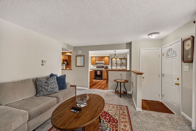 31 George Drive, West Seneca, NY 14224