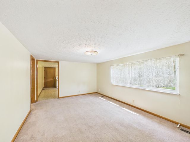 849 Grapevine Road, Huntington, WV 25701