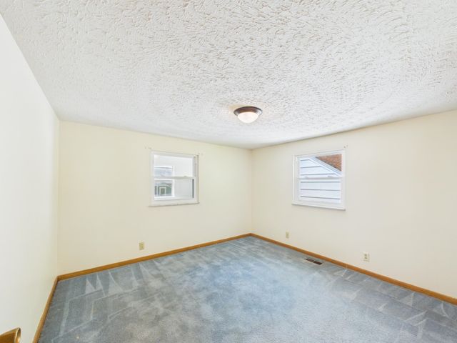 849 Grapevine Road, Huntington, WV 25701