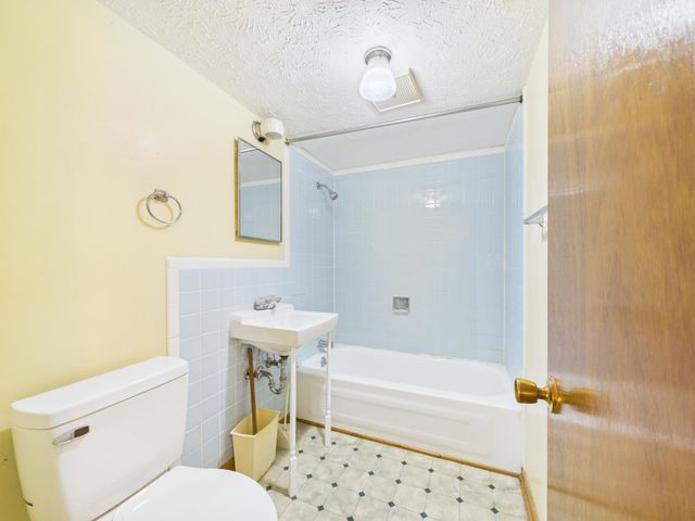 849 Grapevine Road, Huntington, WV 25701