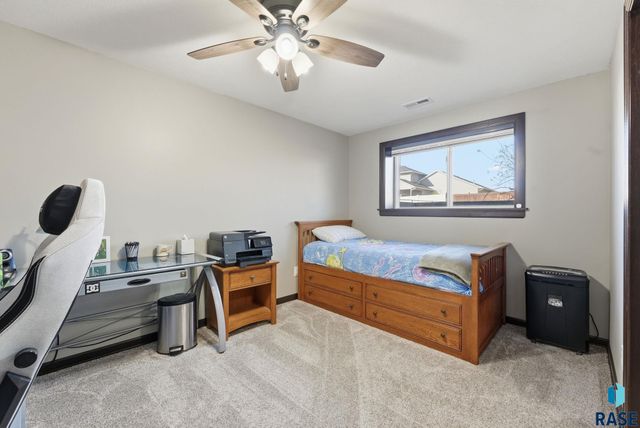 4405 S Sawtooth Trl Trail, Sioux Falls, SD 57110