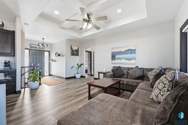 4405 S Sawtooth Trl Trail, Sioux Falls, SD 57110