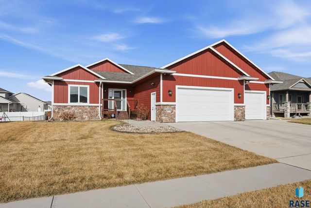 4405 S Sawtooth Trl Trail, Sioux Falls, SD 57110