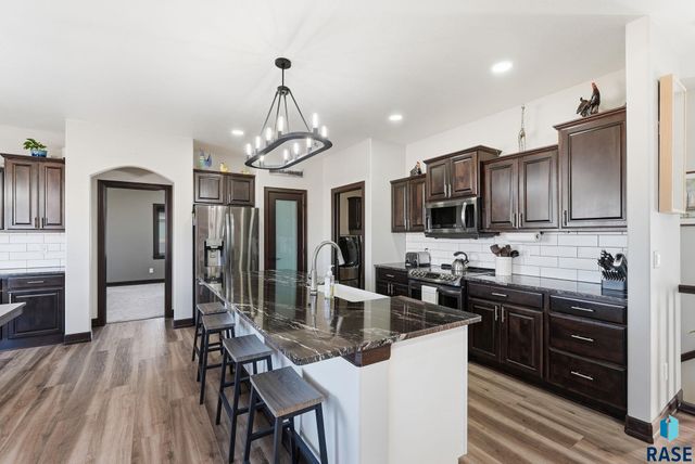 4405 S Sawtooth Trl Trail, Sioux Falls, SD 57110