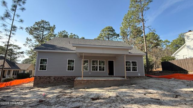 6 Georgia Court, Pinehurst, NC 28374
