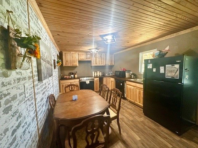 1191 Swan Mill Rd, Morrison, TN 37357