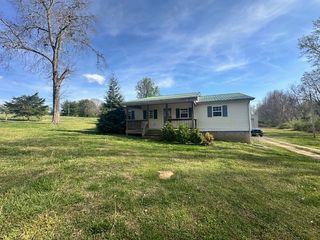 1191 Swan Mill Rd, Morrison, TN 37357