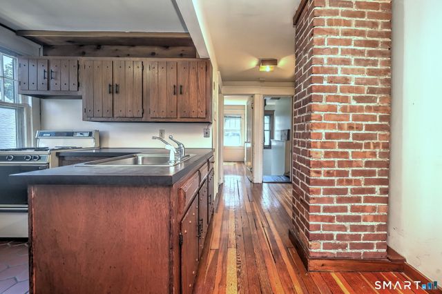 575 Central Avenue, New Haven, CT 06515