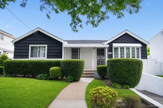 255-40 147th Drive, Rosedale, NY 11422
