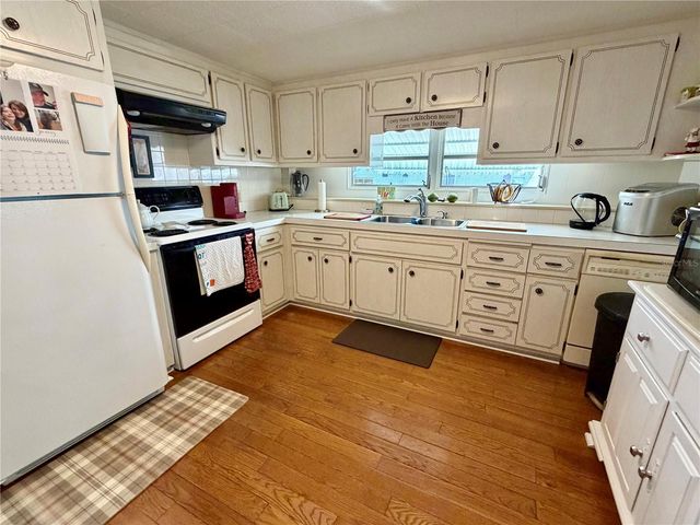 34483 CACTUS DRIVE N, Pinellas Park, FL 33781