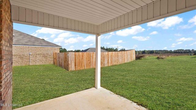 104 Lucas Court, Byram, MS 39272