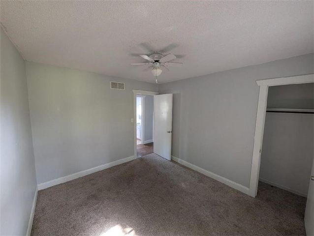 819 N Lincoln Avenue, Marshall, MO 65340