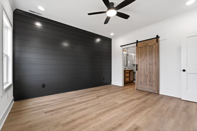 165 Cripps Ln, Smithville, TN 37166