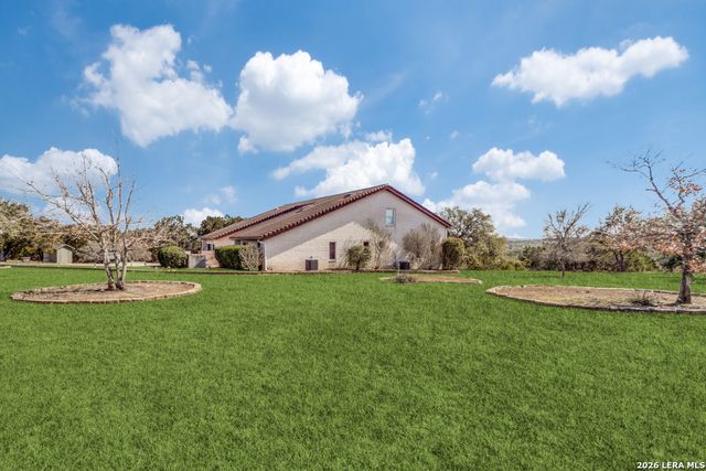 3306 Single Peak, San Antonio, TX 78261