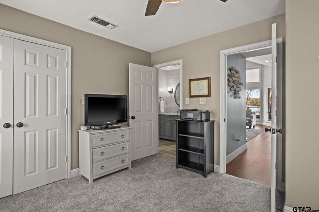 601 W Eagle Point Drive, Mt Vernon, TX 75457