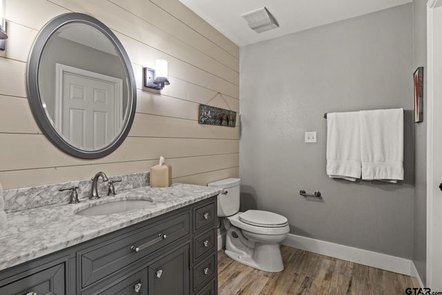 601 W Eagle Point Drive, Mt Vernon, TX 75457