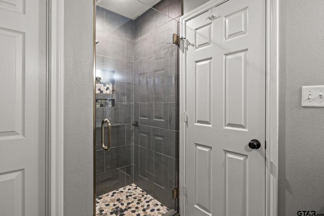 601 W Eagle Point Drive, Mt Vernon, TX 75457