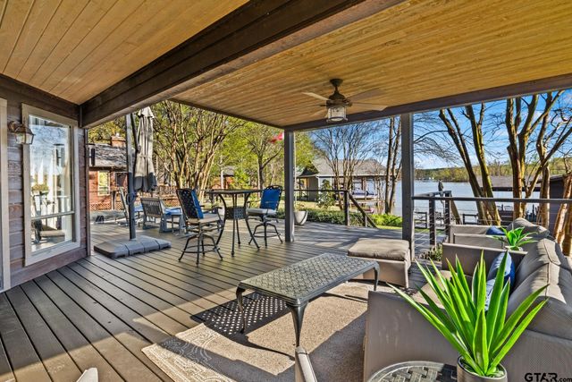 601 W Eagle Point Drive, Mt Vernon, TX 75457